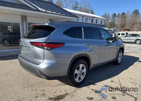 2021 Toyota Highlander Le из США, поврежденный, VIN 5TDBZRBHXMS080724